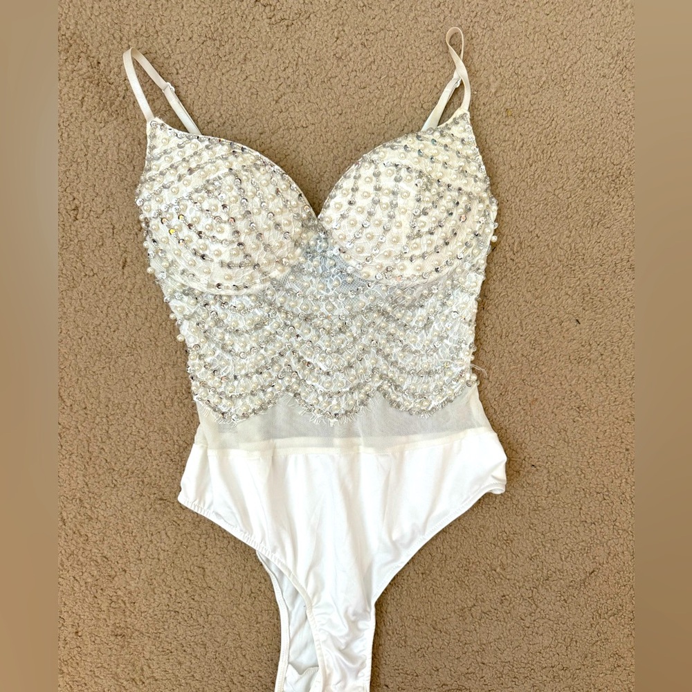 Women's Pearl Bodysuit Size Small from Windsor